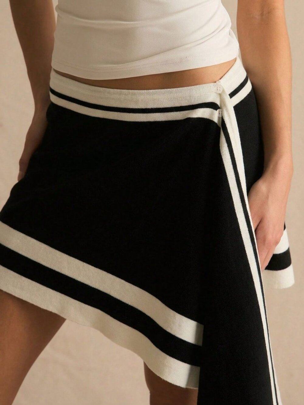 Black Casual Women's Asymmetrical Wrap Striped Mini Skirt - Picture 6 of 6
